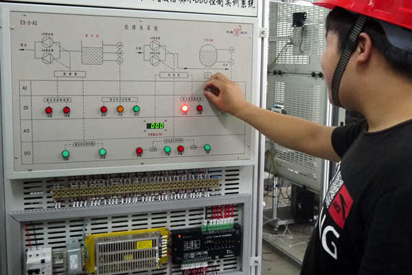 樓宇智能化系統(tǒng)安裝與調(diào)試需要專業(yè)化人才！(圖1)